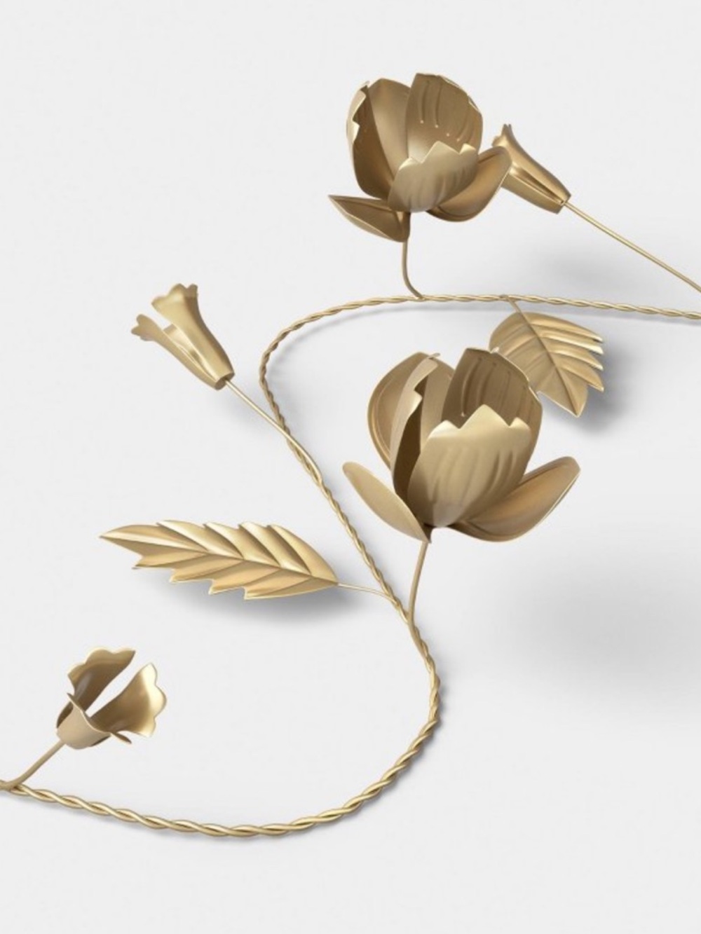 THRESHOLD NWT Gold Metal Botanical Garland -72”